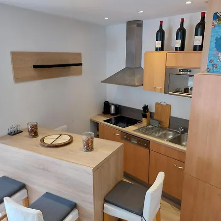 Stanislas Sea View *